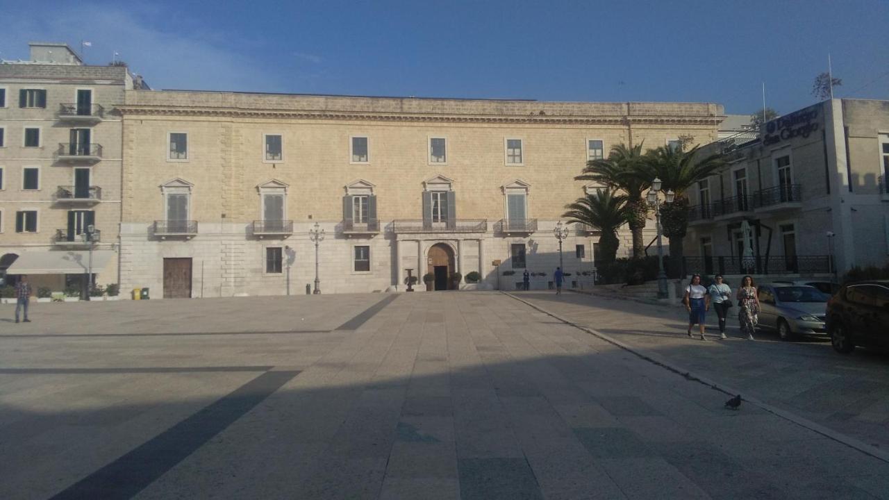 Bed and Breakfast Antico Molino Trani Esterno foto