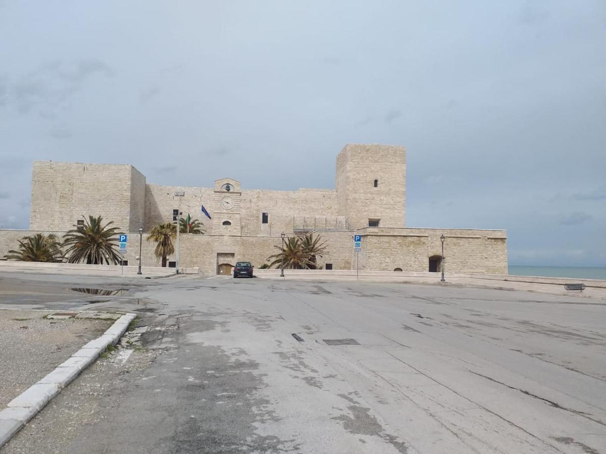 Bed and Breakfast Antico Molino Trani Esterno foto